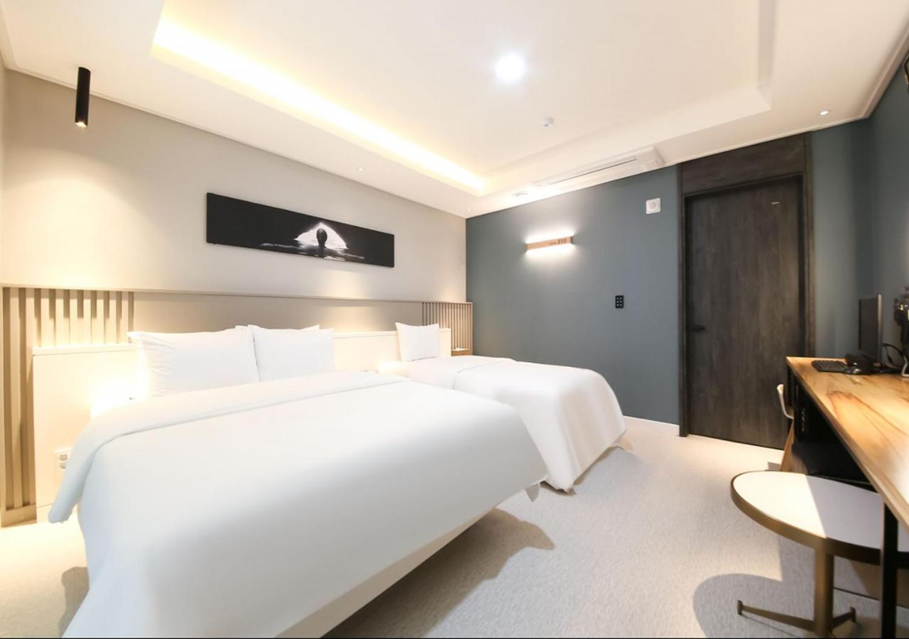 West In Hotel Yeosu Eksteriør bilde