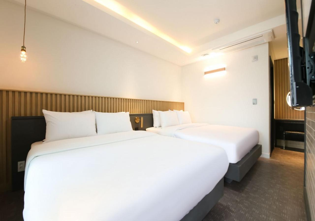 West In Hotel Yeosu Eksteriør bilde
