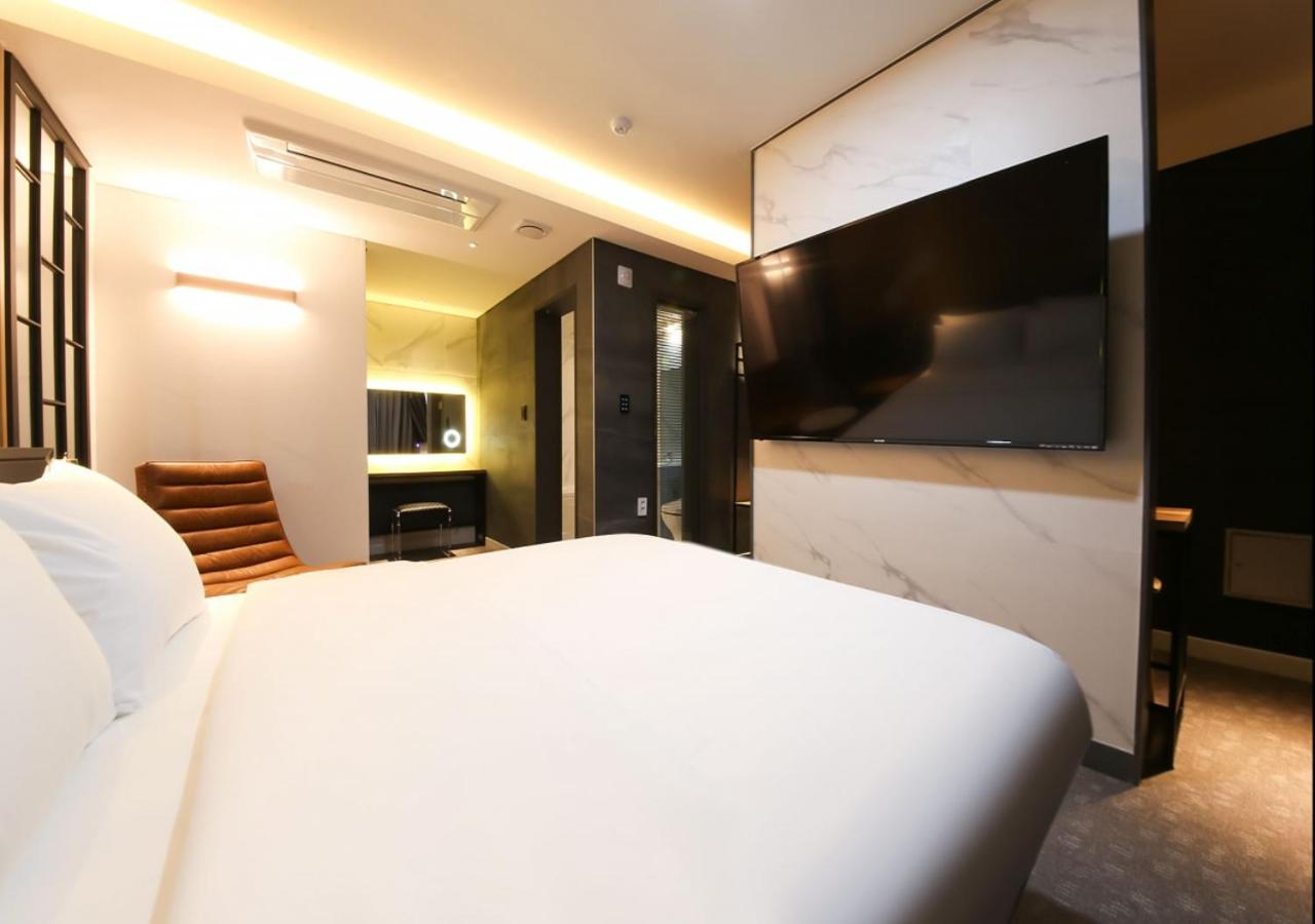 West In Hotel Yeosu Eksteriør bilde