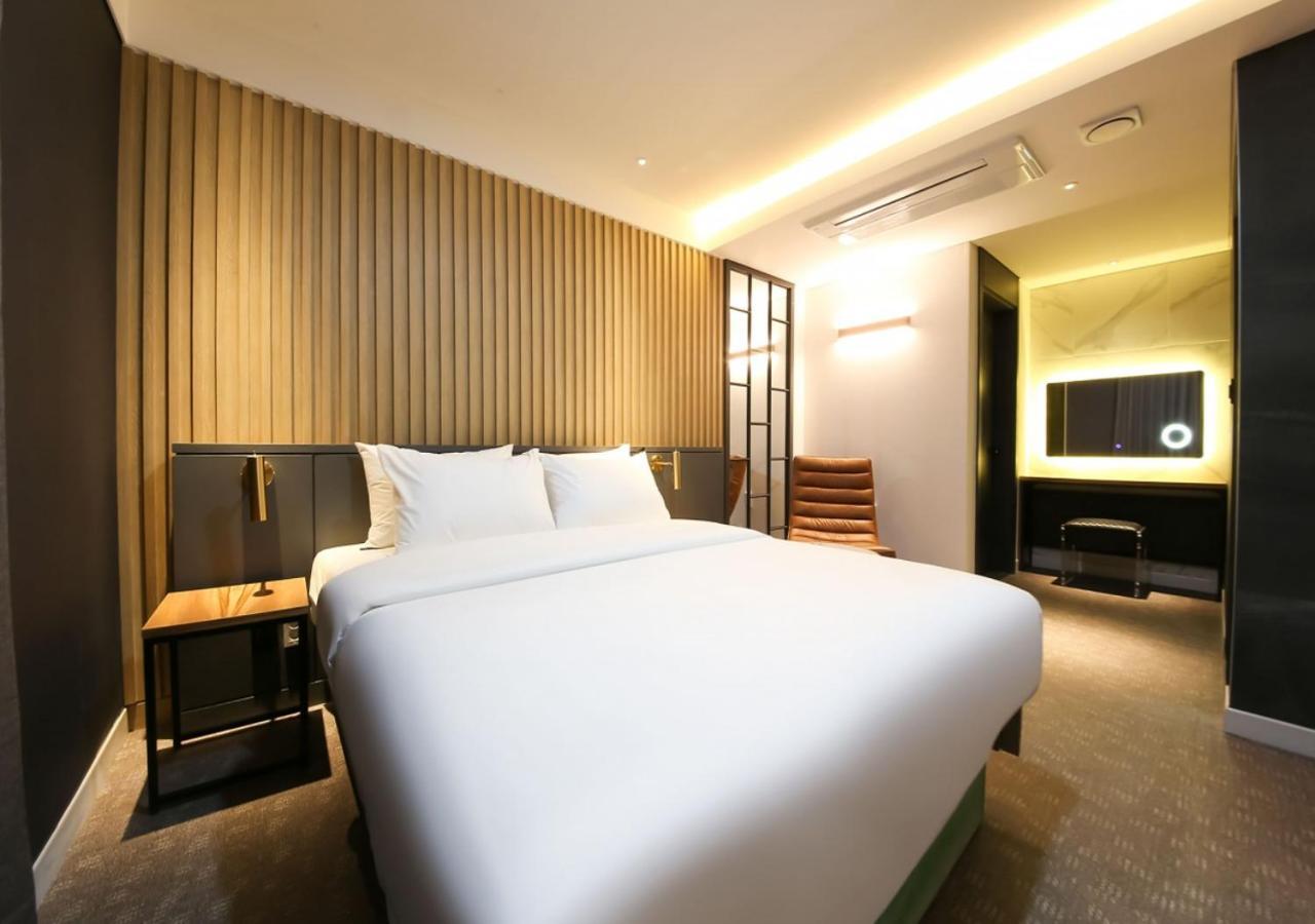 West In Hotel Yeosu Eksteriør bilde