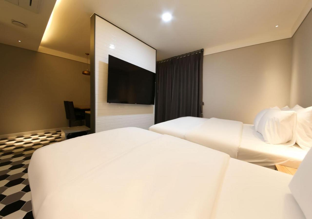 West In Hotel Yeosu Eksteriør bilde